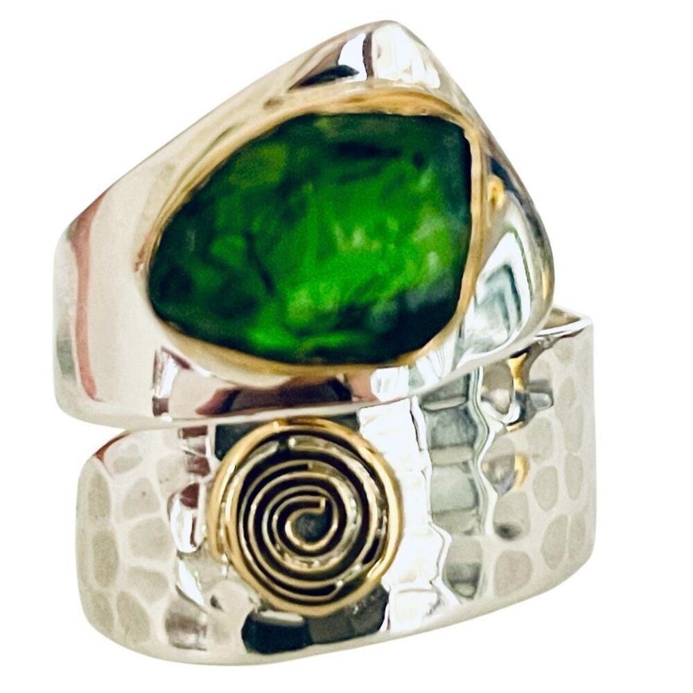 NWT Gorgeous.925 Size 8 Sterling Silver & Gold Brass Chrome Diopside Bypass Ring